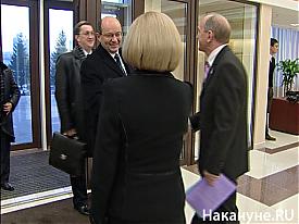 александр мишарин законодательное собрание депутаты воронин бабушкина встреча|Фото: Накануне.RU александр мишарин законодательное собрание депутаты воронин бабушкина встреча|Фото: Накануне.RU