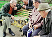 пенсионеры шахматы | Фото: Дмитрий Рогулин/ИТАР-ТАСС