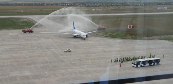 ÐŸÐ¾Ð±ÐµÐ´Ð° Boeing 737-800 Ð¡Ð°Ñ€Ð°Ñ‚Ð¾Ð² Ð°ÑÑ€Ð¾Ð¿Ð¾Ñ€Ñ‚ Ð“Ð°Ð³Ð°Ñ€Ð¸Ð½|Ð¤Ð¾Ñ‚Ð¾:Ð Ð¾ÑÐ°Ð²Ð¸Ð°Ñ†Ð¸Ñ