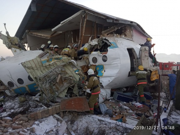 Крушение самолета Fokker-100 авиакомпании 