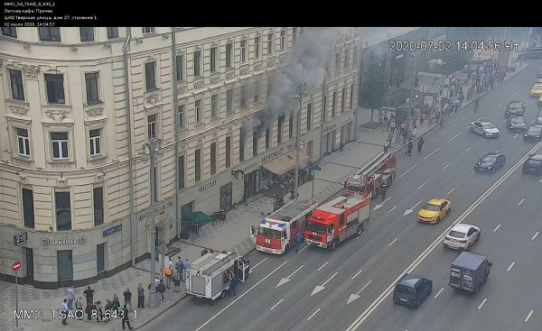 Пожар в жилом доме на Тверской улице в Москве.|Фото: пресс-служба департамента транспорта Москвы